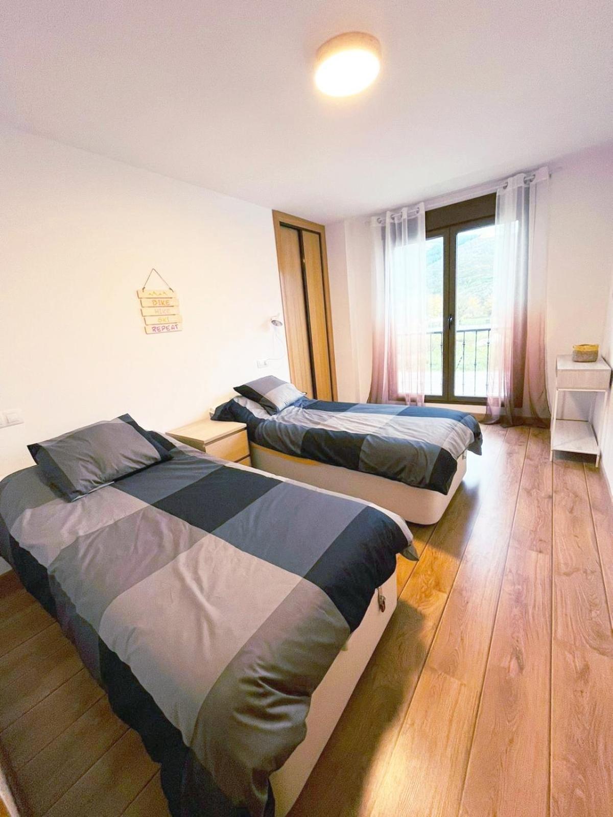 Duplex El Refugio De Porma Apartment Puebla de Lillo Ngoại thất bức ảnh
